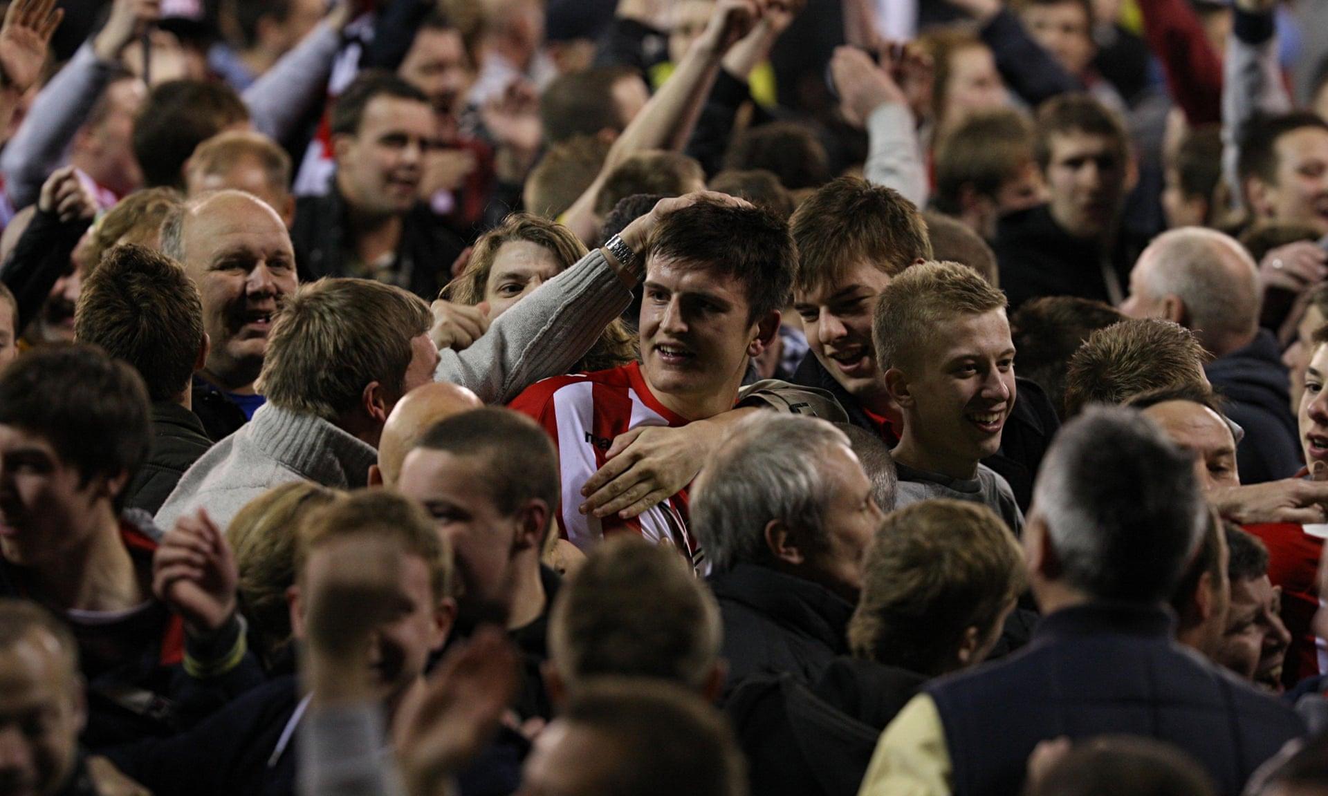 成了鲜明的 成了鲜明的